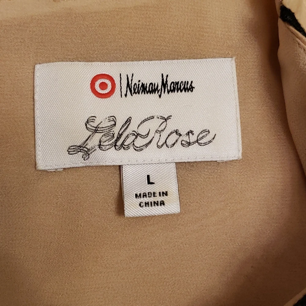 Top - Picture 3 of 4